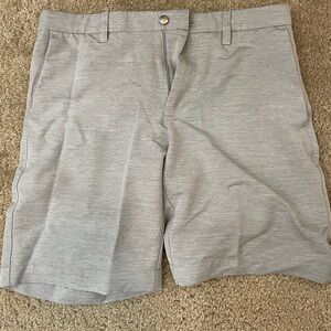 Grey Men’s 32 Callaway Golf Shorts